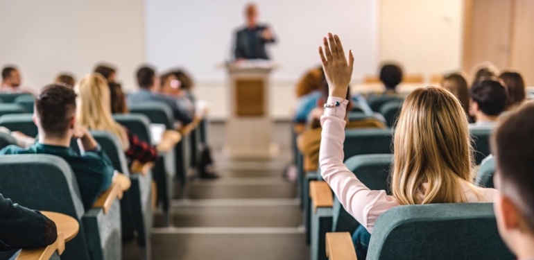 Üniversiteler tatil mi, ne zaman açılacak? Üniversitelerde uzaktan eğitim kararının ayrıntıları