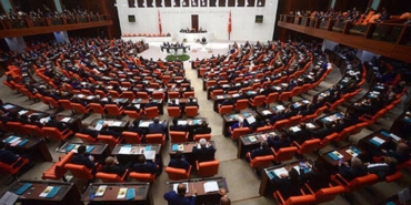 ak-parti'li-elitas:-tbmm-calismalarina-21-subat'a-kadar-ara-verme-karari-aldik