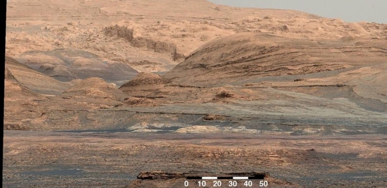 NASA, Mars’ta kurumuş göl izleri buldu