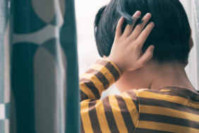 travmaya-bagli-karin-agrisi-ve-bas-donmesine-dikkat!-iki-haftadan-uzun-suruyorsa…