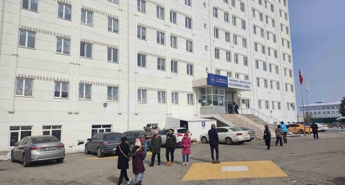 Karaman’da GSB yurtlarına depremzedelerin yerleştirilmesi sürüyor