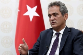 meb’den-deprem-bolgesindeki-ogrenciler-icin-“parasiz-yatili-okul”-karari