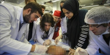 uygulamali-egitim-nedir,-dersleri-neler?-universitelerde-uygulamali-egitim-programi