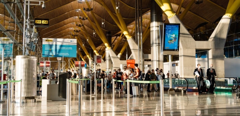 İspanya’daki havalimanlarında sıvı ve elektronik cihaz kontrolü kalkıyor