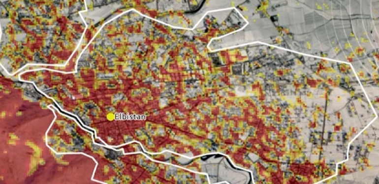Depremin verdiği hasarı NASA görüntüledi: Her iki evden biri hasarlı