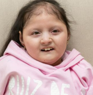 19-yasinda-ama-her-zaman-4-yasinda-gibi-gorunecek!-dunyada-bunu-yasayan-tek-kisi…”yabancilar-tarafindan-taciz-ediliyor!”