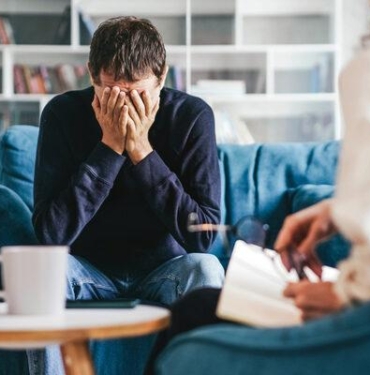 hipnozun-tehlikeleri-nedir?-hipnoz-zararli-mi,-kimler-hipnoz-olamaz?