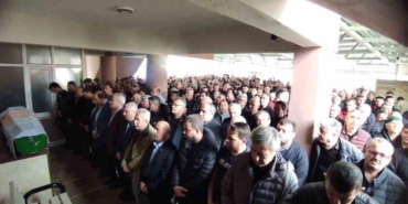 yolcu-beklerken-kalp-krizinden-olen-otobus-soforu-topraga-verildi