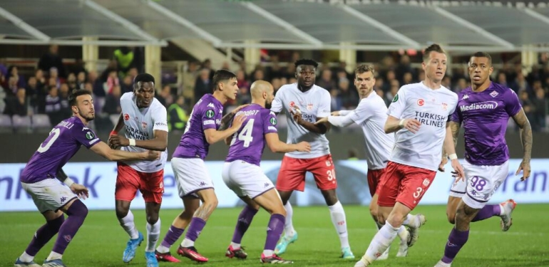 UEFA Konferans Ligi'nde sürpriz skorlar