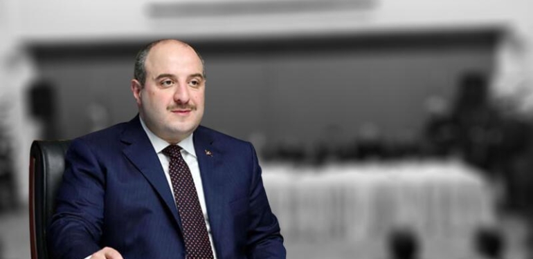 Bakan Varank deprem bölgesinde açıkladı: "Kalkınma odaklı acil eylem planını uygulamaya alıyoruz"