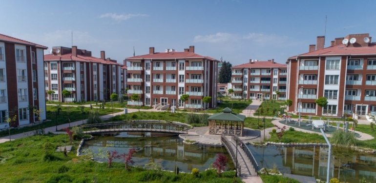 TOKİ İstanbul kura çekimi ne zaman? 50 bin konut kuraları için Bakan Kurum tarih verdi