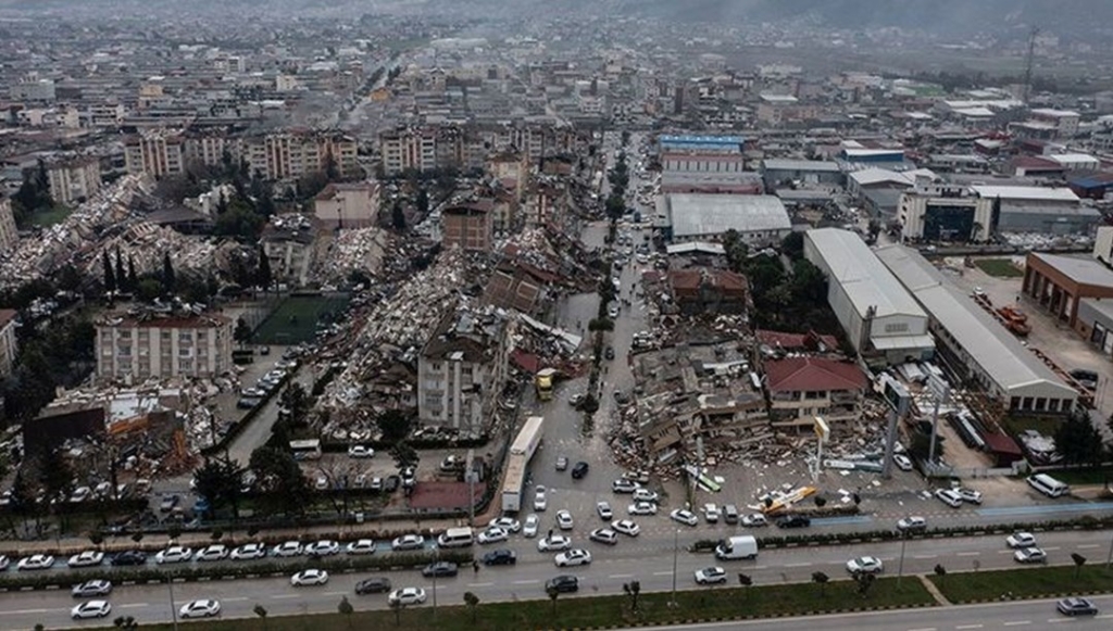 deprem-bolgesinde-106-universite-binasi-agir-hasarli