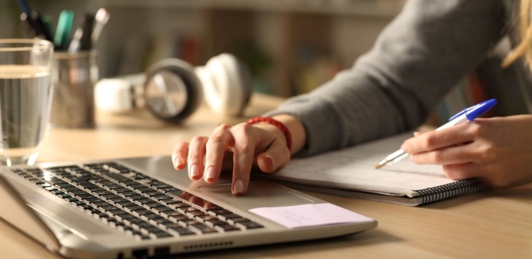 Yüz yüze eğitime geçilecek mi? | Uzmanlar uygulamalı derslerde yüz yüze eğitimin önemini vurguluyor