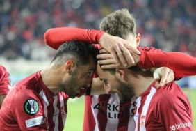 sivasspor-1-4-fiorentina-mac-ozeti