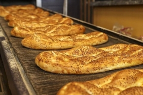 ramazan-pidesi-fiyatlari-ne-kadar-oldu,-zam-geldi-mi?-(2023-ramazan-pidesi-fiyatlari)