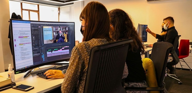 Hibrit eğitim nedir, ne demek? Üniversitelerde hibrit eğitim nasıl olacak?