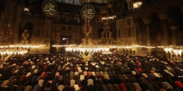 teravih-namazi-cemaatle-mi-kilinir?-bugun-teravih-namazi-evde-tek-basina-kilinir-mi?