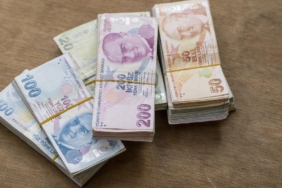 ruyada-kagit-para-gormek-ne-anlama-gelir?-ruyada-kagit-para-bulmak,-tomarla-para-saymak-neye-yorumlanir?