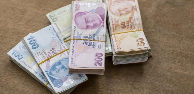 Rüyada Kağıt Para Görmek Ne Anlama Gelir? Rüyada Kağıt Para Bulmak, Tomarla Para Saymak Neye Yorumlanır?