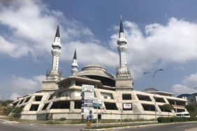 ezan-duasi-turkce,-arapca-okunusu-ve-anlami:-ezan-duasi-faziletleri-ve-faydalari-(tefsir-ve-diyanet-meali-dinle)