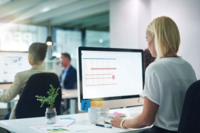 goldman-sachs:-chatgpt-ve-benzeri-platformlar-kuresel-olarak-300-milyon-tam-zamanli-isi-yapabilir