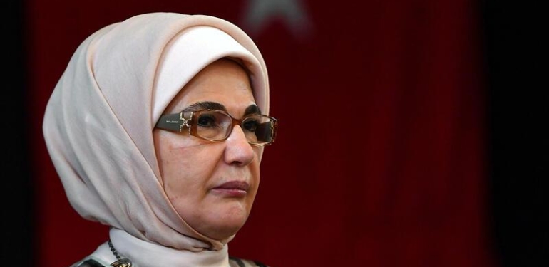 Emine Erdoğan, Darülaceze sakinleriyle iftarda buluştu