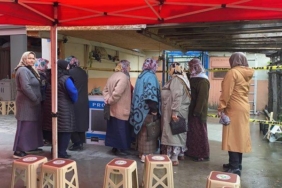 bes-gun-once-evlenen-yasli-cifti-asansor-kazasi-ayirdi