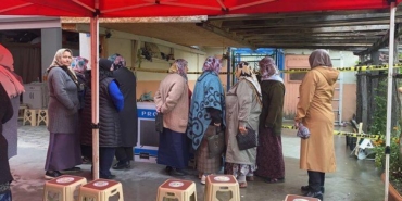 bes-gun-once-evlenen-yasli-cifti-asansor-kazasi-ayirdi