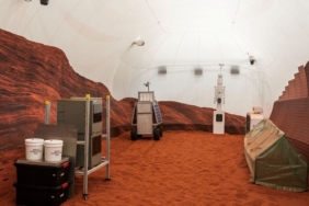 nasa-mars-ussunun-dunya’daki-kopyasini-insa-etti:-4-gonullu-bir-yil-yasayacak