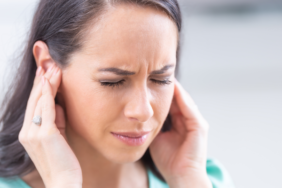 her-sey-bu-belirtiyle-basliyor!-parkinson-hastaliginin-10-yil-once-gorulen-belirtisi