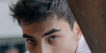 kardeslerim-sarp-kimdir?-atakan-ozkaya-kac-yasinda?-atakan-ozkaya-hangi-dizilerde-oynadi?