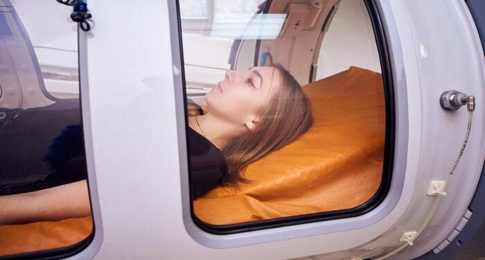 Hiperbarik oksijen tedavisi yan etkileri nedir? Hiperbarik oksijen tedavisi zararlı mı?