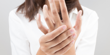 ayakkabiniz-ve-yuzugunuz-dar-gelmeye-basladiysa-dikkat!-fil-hastaliginin-erken-uyarici-isareti