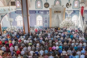 istanbul-bayram-namazi-saat-kacta?-diyanet-istanbul-bayram-namazi-saati-21-nisan-2023!