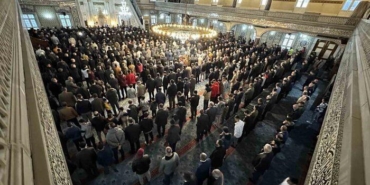 bayram-namazinda-camiler-doldu-tasti