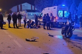 otomobil-ile-motosiklet-carpisti:-2-yarali