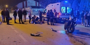 otomobil-ile-motosiklet-carpisti:-2-yarali