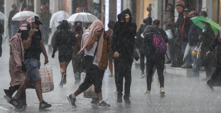 Bayramın ikinci gününde hava durumu: Meteoroloji'den çok sayıda ile sağanak yağış uyarısı!