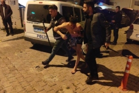 kusadasi’nda-iki-grup-arasinda-bicakli-kavga:-2-yarali