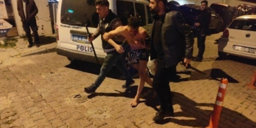 kusadasi’nda-iki-grup-arasinda-bicakli-kavga:-2-yarali