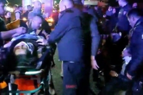 tur-minibusu-ile-otomobil-carpisti:-20-kisi-yaralandi