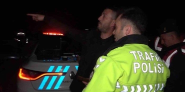 suruculerin-’hata-bende-degil’-diyalogu:-trafik-ekiplerine-kazayi-boyle-anlattilar