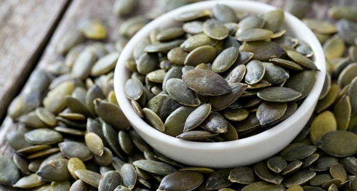 Kabak çekirdeğinin bilinmeyen tehlikesi! Bağırsaklara büyük zarar veriyor