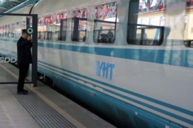 ankara-sivas-yuksek-hizli-treni,-ilk-ucretsiz-yolculariyla-ankara’ya-hareket-etti