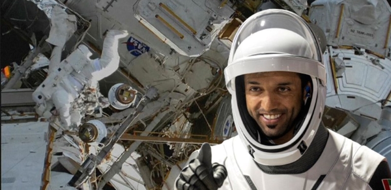 Uzay yürüyüşü yapan ilk Arap astronot oldu