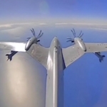 bayraktar-akinci,-iha-230-fuzesi-ile-140-kilometreden-tam-isabet-vurdu