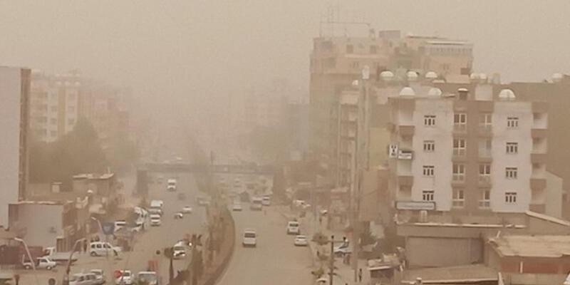 irak’ta-kum-firtinasi-nedeniyle-500’den-fazla-kisi-hastanelik-oldu