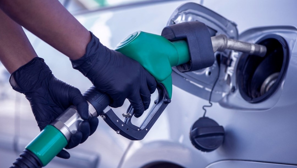 benzin,-motorin-ve-lpg-2023-guncel-fiyatlari-(3-nisan-2023-akaryakit-fiyatlari)