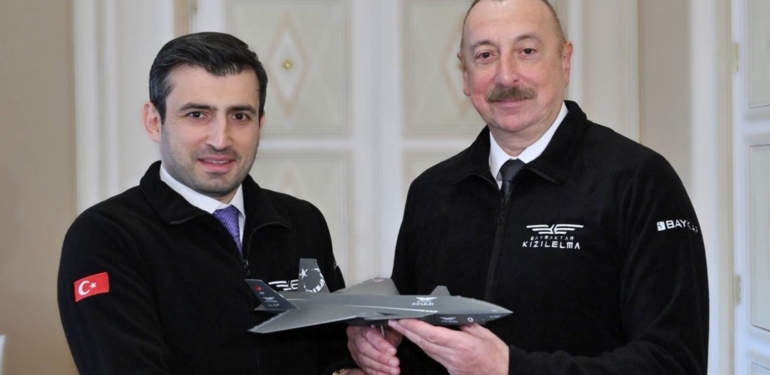 Selçuk Bayraktar, Azerbaycan Cumhurbaşkanı Aliyev’i ziyaret etti