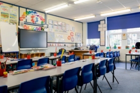 meb’den-ozel-okullardaki-eyt’li-ogretmenlere-sozlesme-kolayligi